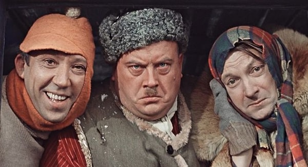 1. Итак, начнем! Помните ли вы, в каком фильме Рязанова можно увидеть легендарное трио Трус, Балбес и Бывалый?