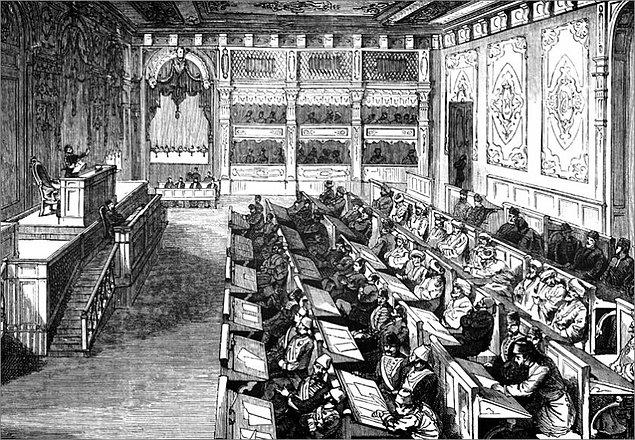 1876 - I. Meşrutiyet, II. Abdülhamit'in hattı hümayunuyla ilan edildi. 13 Şubat 1878'de sona erse de, ülkede parlamento düşüncesini doğurdu.