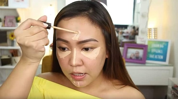 Миф 5: консилер всегда нужно наносить в первую очередь