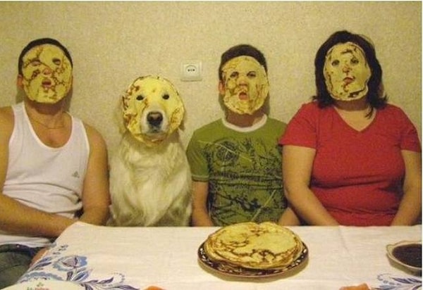 16. Семейное фото с изюминкой или это просто Масленица?