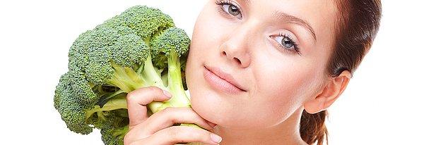 7. Pek çok vitamin, mineral ve life ek olarak brokoli, araştırmacıların bulduğu lutein adlı bir moleküle sahiptir.