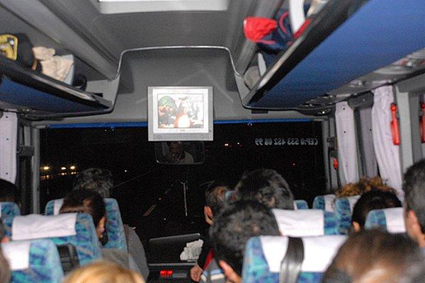 Teknolojinin bize ettikleri: Şehirler arası otobüs yolculuklarında tek televizyondan Hababam Sınıfı seyrettiğimiz günler