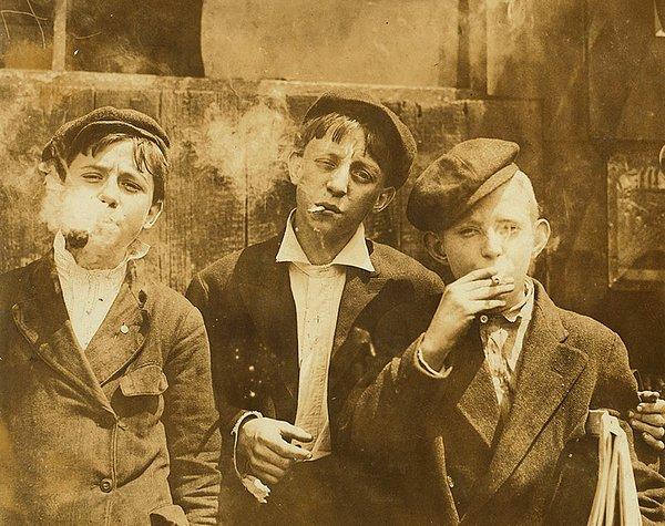 25. 9 Mayıs 1910, Pazartesi, saat 11. Franklin yakınlarındaki Jefferson'da Skeeter's Branch'in yeni işçileri. Hepsi sigara içiyorlardı. Yer: St. Louis, Missouri