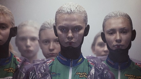 Новый совместный клип Элджея и Черное кино на песню "Гости из будущего"