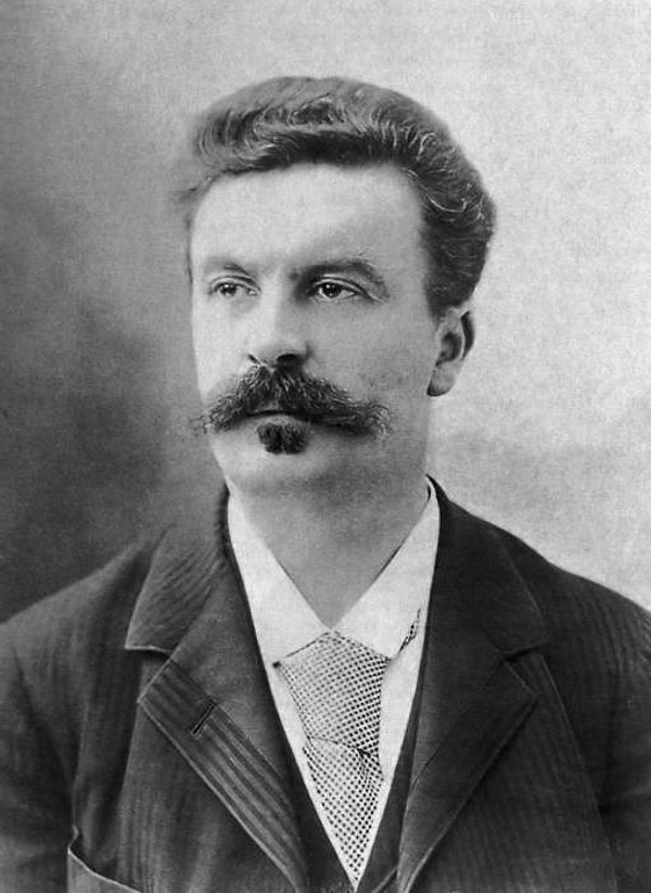 2. Ги де Мопассан написал...
