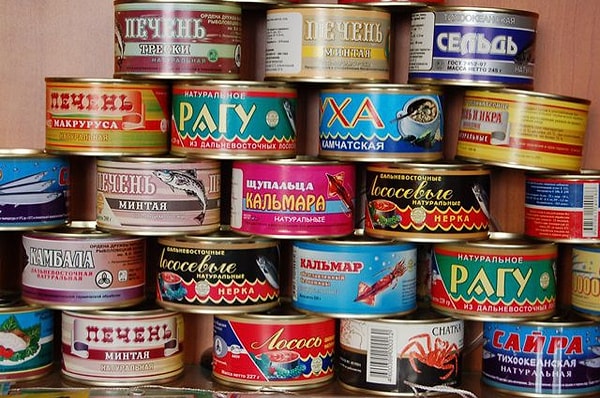 9. Какие консервы, являвшиеся символом того времени, Маргарет Тэтчер привезла своему коту в подарок после поездки в СССР?