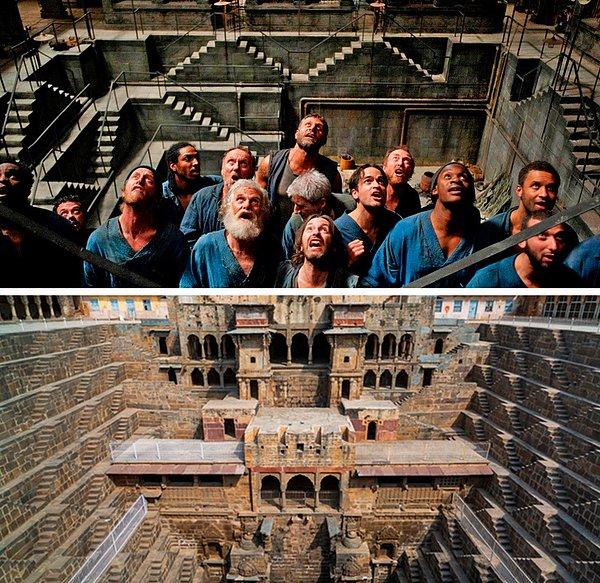 6. ''Kara Şövalye Yükseliyor'' filminde kullanılan çukur modeli, Chand Baori'de bulunan antik bir merdivenli kuyu.