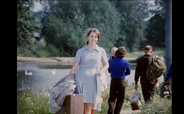 2. А какую картину завершает этот момент?