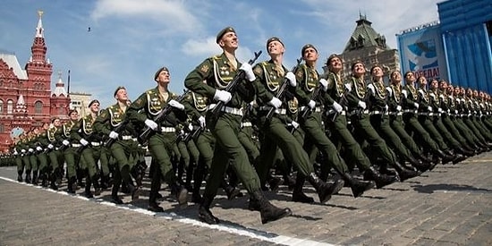 Что у солдата в правом кармане и кто такой черпак, или Знаете ли вы армейские традиции и термины?