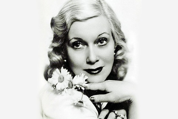 1. Узнаете эту актрису?