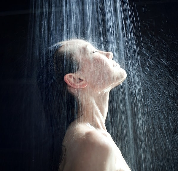 8. Обнаружена причина, почему именно в душе в голову приходят великие идеи.