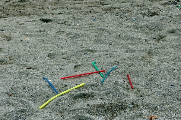 14. Зачем оставлять мусор там, где сам же и отдыхаешь?