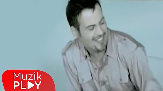 Hakan Peker - Salına Salına Şarkı Sözleri