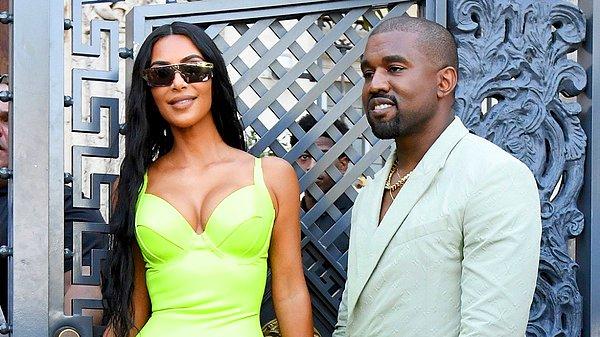7. Kim Kardashian Instagram'da kıyafetlerini giyip paylaşması için 1 milyon Dolar teklif yapan markayı reddettiği için Kanye West ertesi gün hesabına 1 milyon Dolar yatırdı.
