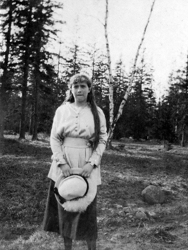 1. Надо выбирать девицу не моложе двадцати пяти лет, ибо очень молодые девицы почти всегда бывают ветрены, непостоянны и капризны.