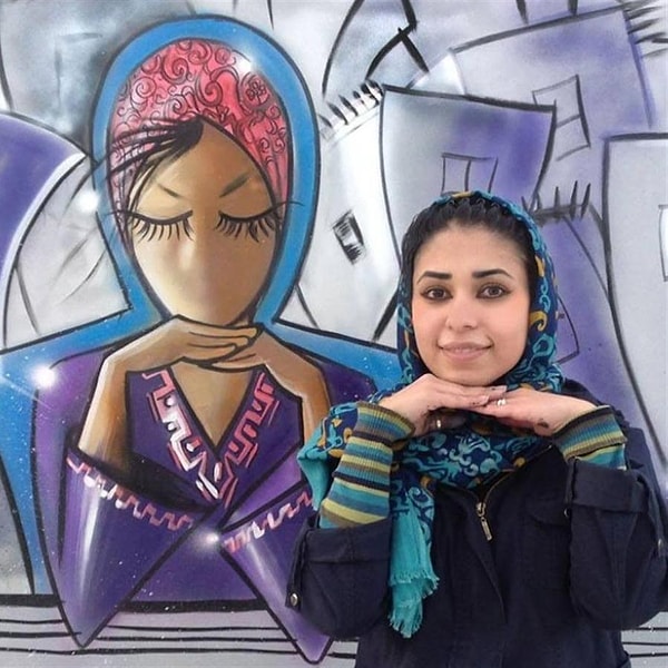 Шамсию Хассани в Афганистане знают все.