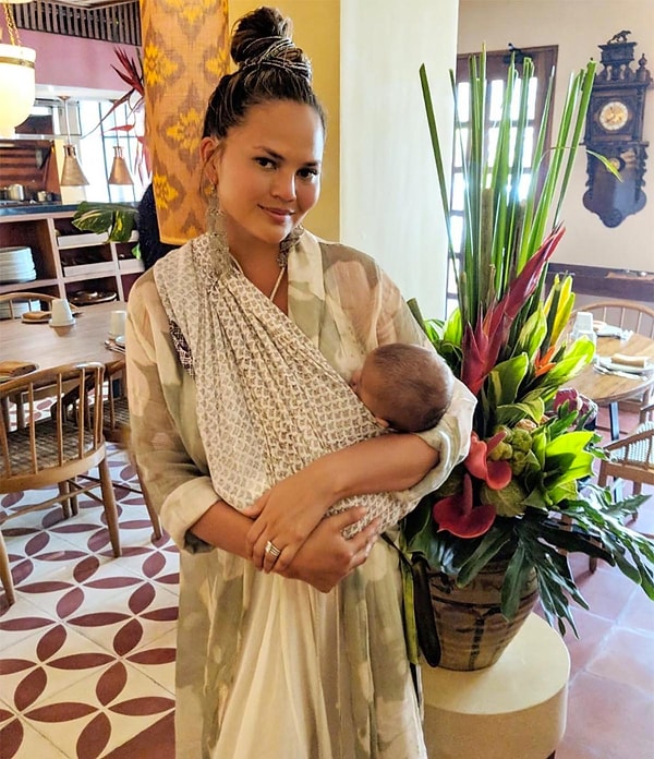 Узнали Крисси Тейген?