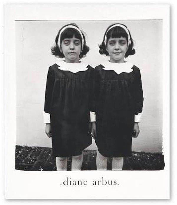 1923, New york doğumlu Diane, henüz 14 yaşında tanıştığı Allan Arbus ile, ailesini reddedip, 18 yaşında evlenir.