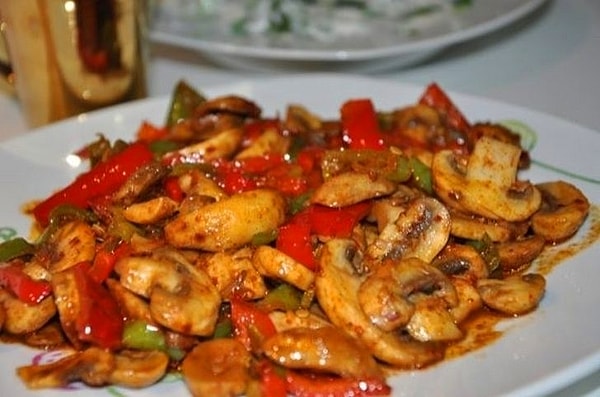 Соте с курицей и грибами!