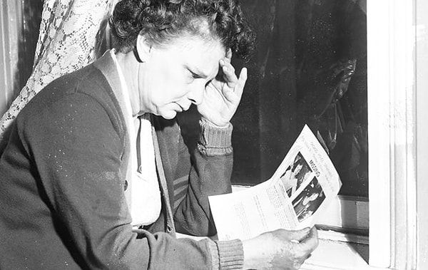 Куда, как и почему девушки отправились после кинотеатра? На все эти вопросы, увы, нет ответа.