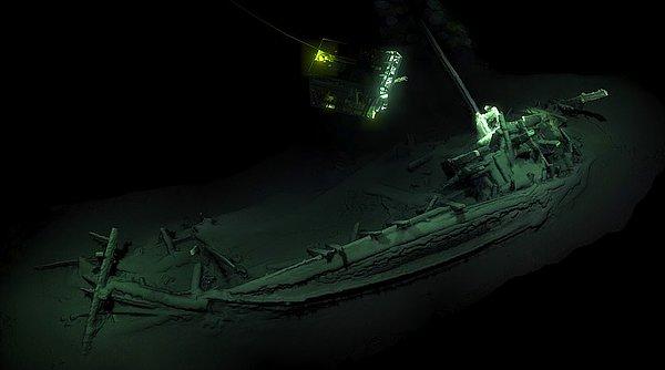 "Geminin ufak bir parçasının karbon ölçümü yapıldı ve bu geminin dünyanın sağlam durumda olan en eski gemi enkazı olduğu doğrulandı"