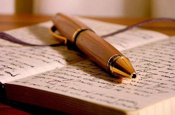 5. Какое из этих слов пишется слитно?