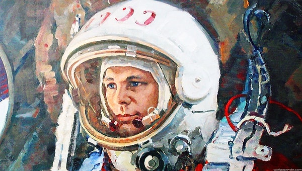 2. Как назывался космический корабль первого советского космонавта?