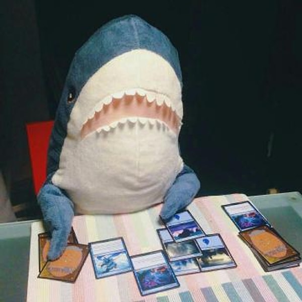 7. Говорят, что одной из причин такой бешеной популярности является уникальная мордочка игрушки, ведь каждый экземпляр делается вручную.