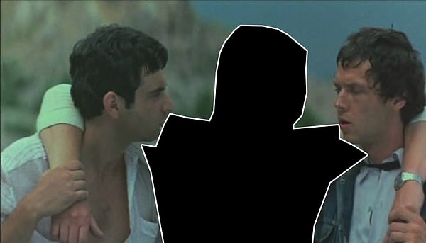 5. Кого вырезали из кадра фильма "Спортлото-82"?