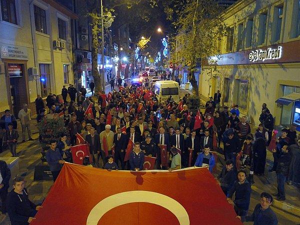 Bursa'da Cumhuriyet coşkusu Orhangazi'de başladı