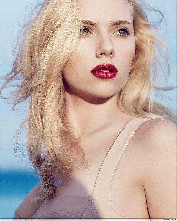 6. Scarlett Johansson'a 10 puan!