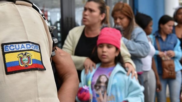 Venezuela'da 2 milyondan fazla kişinin göç etmek zorunda kaldığı tahmin ediliyor.