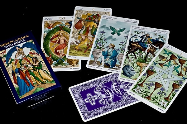 5. Теперь выберите карту, которая олицетворяет ваше будущее: