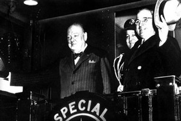 1. Вы знаете, в каком городе Черчилль произнес свою знаменитую речь, которая возвещала о начале холодной войны?