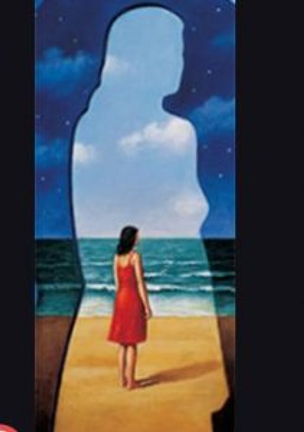 3. Женская фигура в небе и море