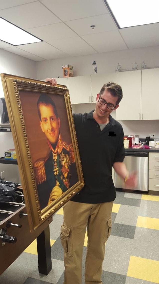21. This coworker who found a priceless parting gift: