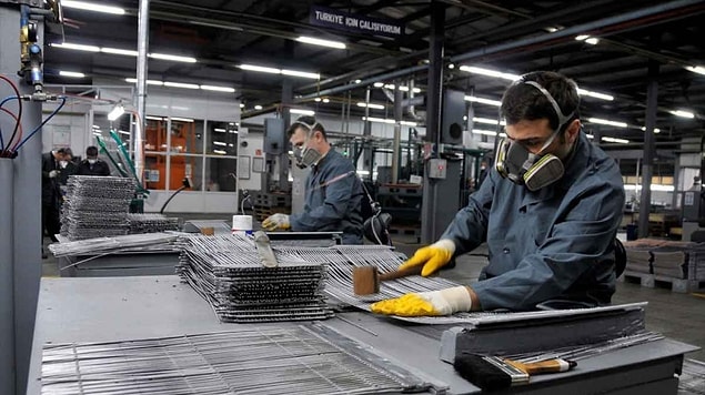 📌 İşgücüne katılma oranı %54,3 olarak gerçekleşti. Kadınlarda ise bu oran %34,9