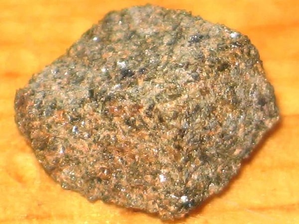 5. Правда или ложь тот факт, что метеориты с Марса могут быть найдены на Земле?