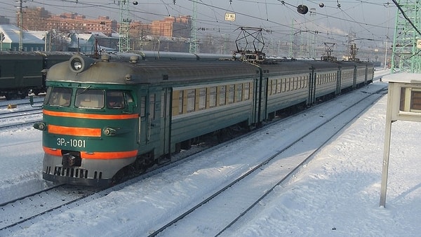 23% людей передвигались на электричке.