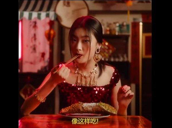 Videonun Çinlilerin yemek kültürüyle dalga geçtiği düşünüldüğü için tepki büyüdü, ancak kriz bu kadarla kalmadı.