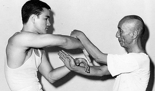 5. Он начал профессионально тренироваться после очередной драки