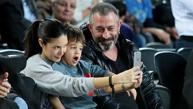 14. Mart 2012'de evlenen Ahu Yağtu ve Cem Yılmaz çifti, 20 ay sonra evliliklerini sonlandırdılar.