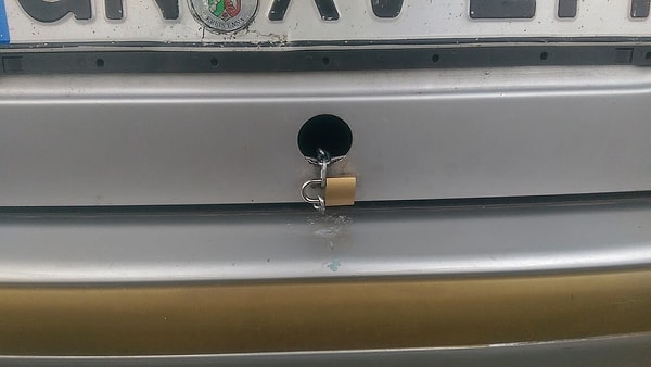 15. Сообразительный владелец этого авто знает толк в безопасности