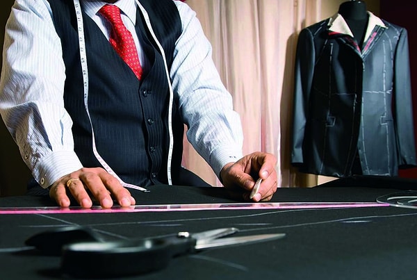 1. С какого шейного позвонка портной отмеряет ворот для будущего пиджака?