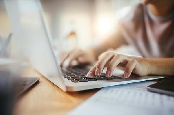 10. Бесконечные поиски информации в интернете