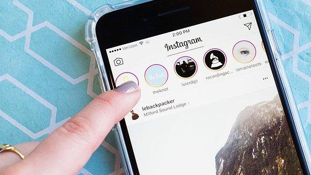 Instagram hikayelerinde paylaşım yapmak istediğimizde ya herkese ya da sadece tek tek seçtiğimiz kişilere hikaye gösterebiliyorduk.