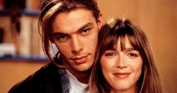 2. Из какого сериала эта парочка?