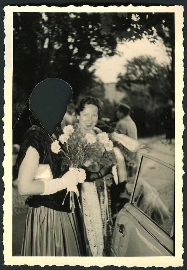 Bu fotoğraflarda görüldüğü gibi kimileri fotoğrafları acımadan kesiyor,