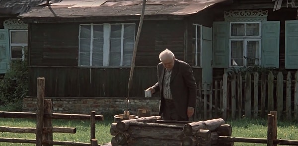 1. Какой фильм начинается на этом моменте?