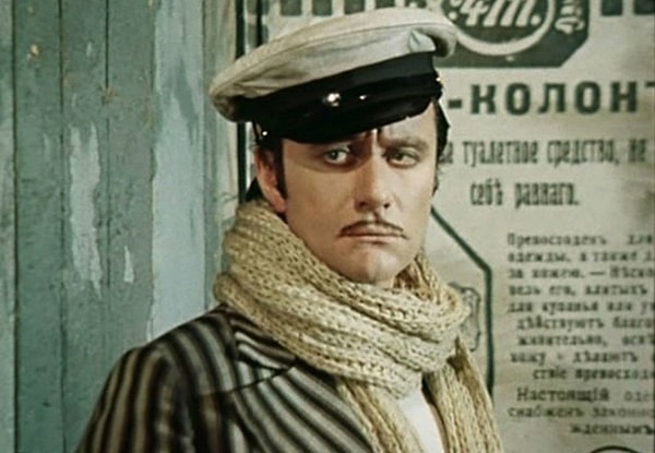 9. По мнению героя фильма "12 стульев", Остапа Бендера, на этой одесской улице делали всю контрабанду.